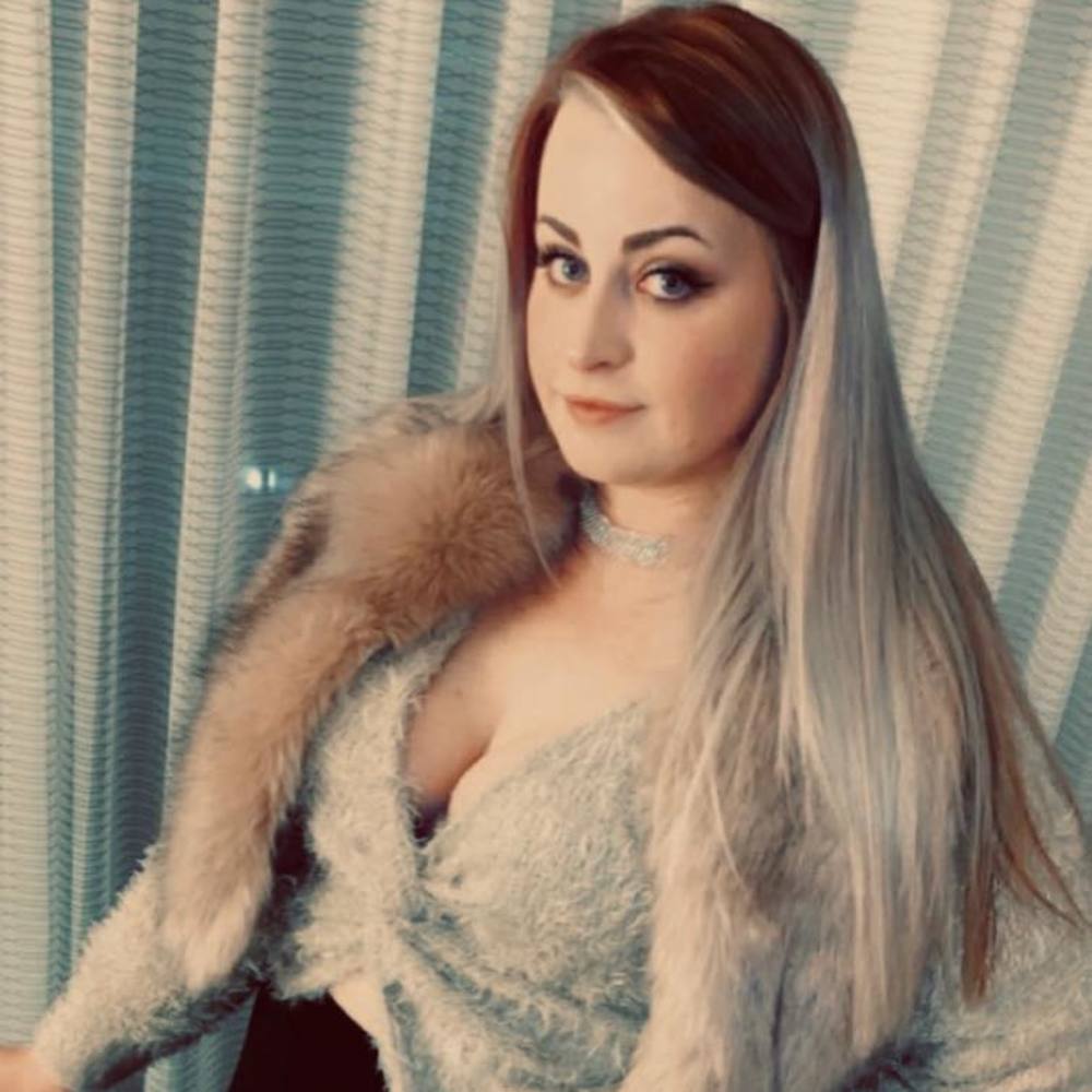 Meet your Posher, Gretchen